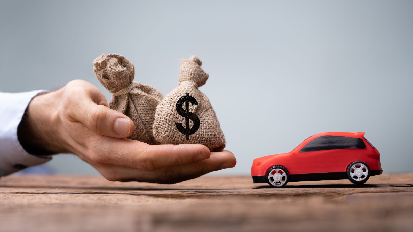 Estrena el auto que necesitas — PrestiBank